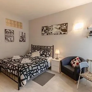 La Casina Di Mira Apartment